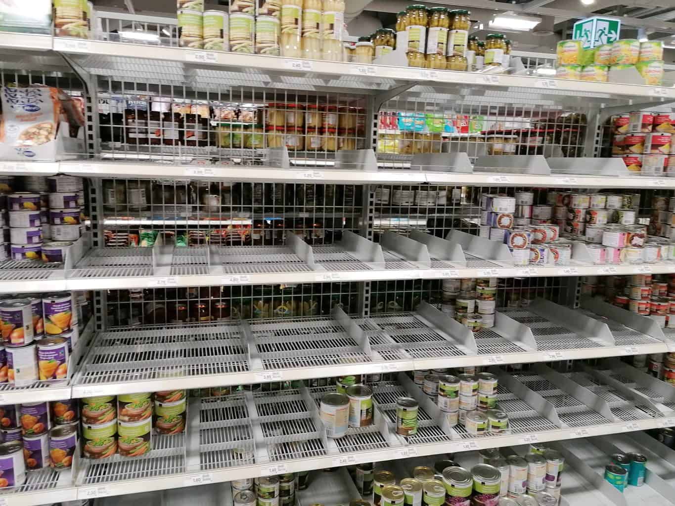 Food storage to prepare for emergencies