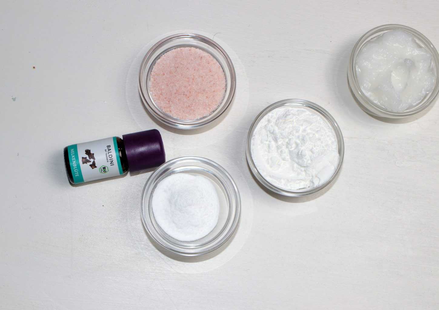 All natural zero waste toothpaste